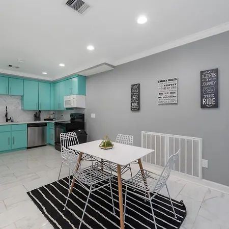 Spacious 2Br Apt With King Beds & Fully Equipped Kitchen Houston Exterior foto