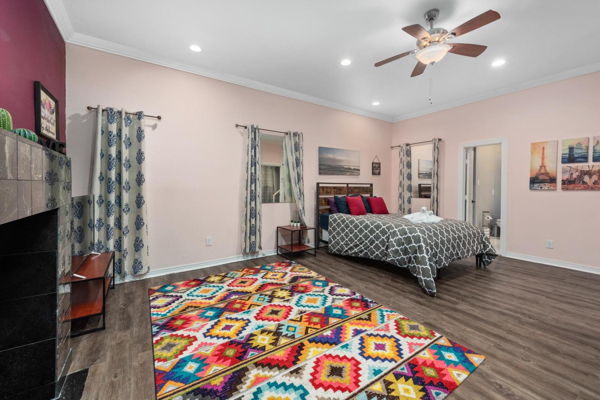 Spacious 2br With King Beds & Fully Equipped Kitchen Houston